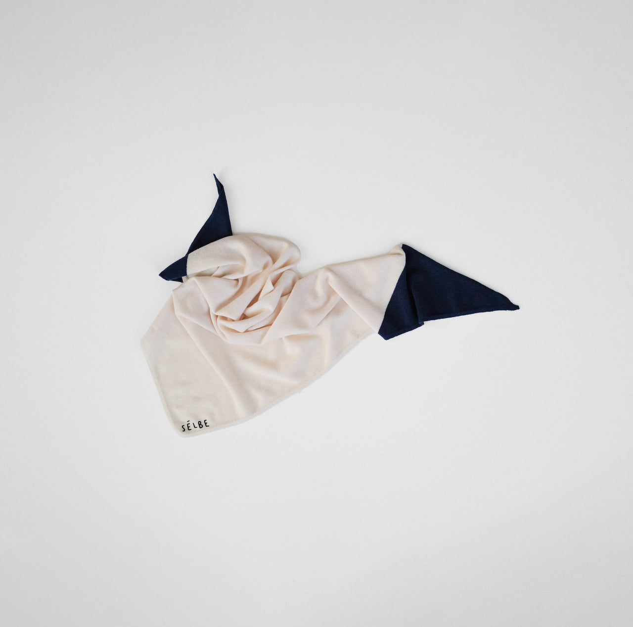 FLAG scarf